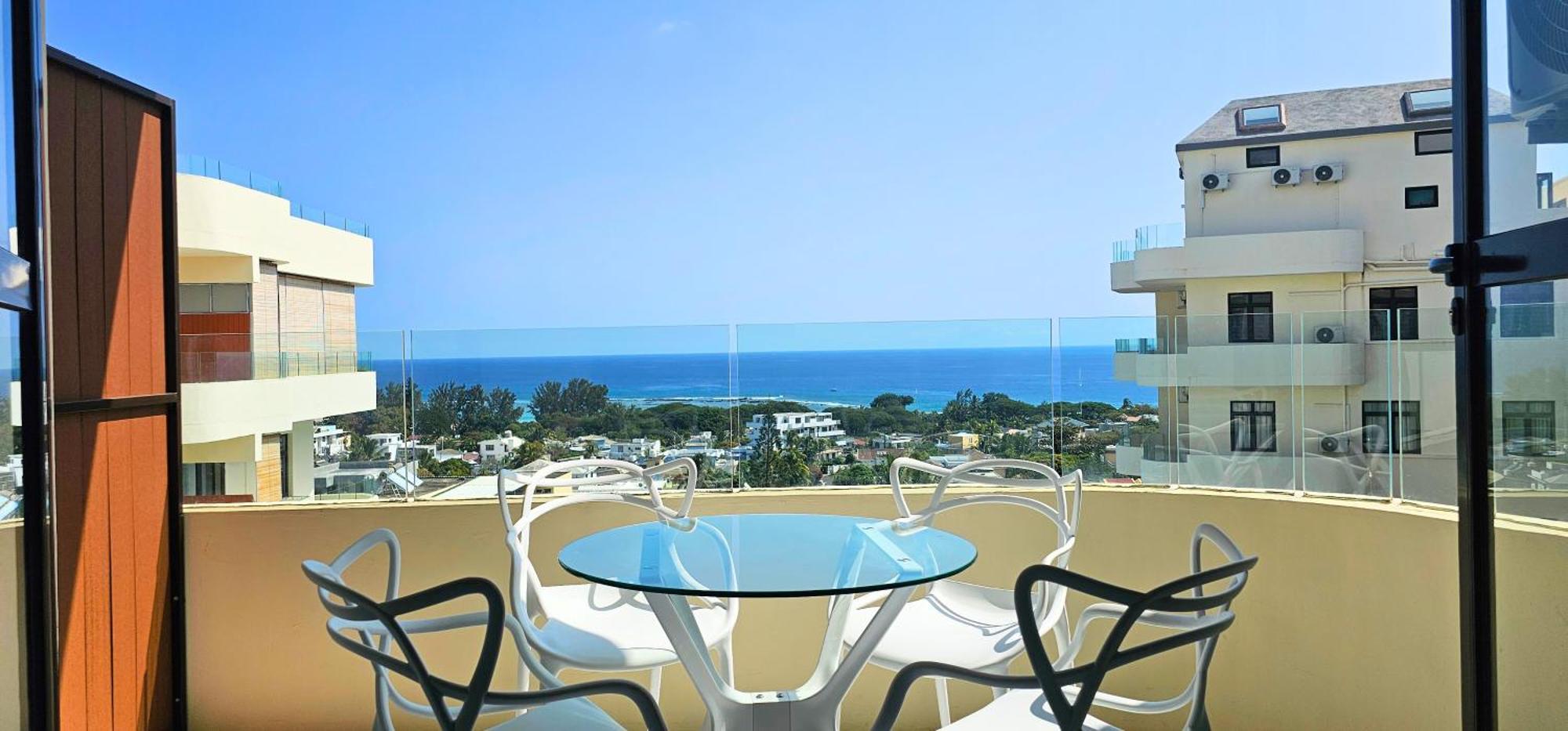 Zen Retreat With Stunning Sea Views And Sunsets Διαμέρισμα Flic-en-Flacq Εξωτερικό φωτογραφία