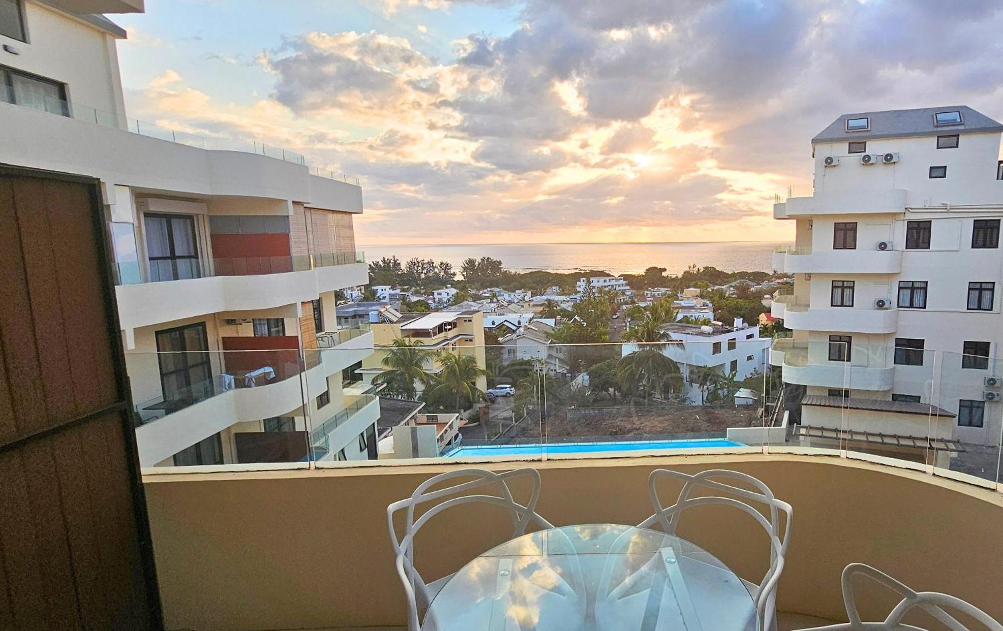 Zen Retreat With Stunning Sea Views And Sunsets Διαμέρισμα Flic-en-Flacq Εξωτερικό φωτογραφία
